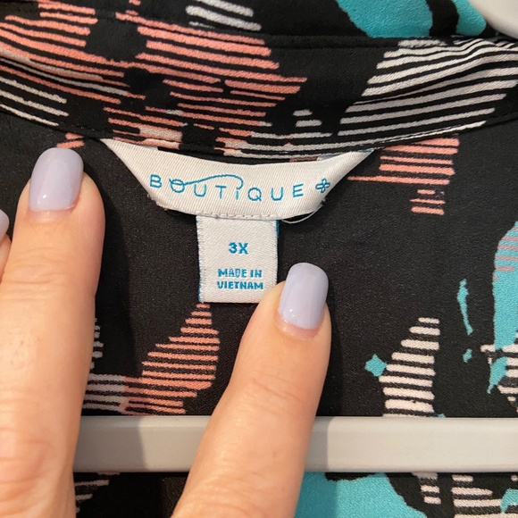 Boutique Blouse Size 3X Colorful Print Long Sleeve High-Low Hem - Picture 4 of 8